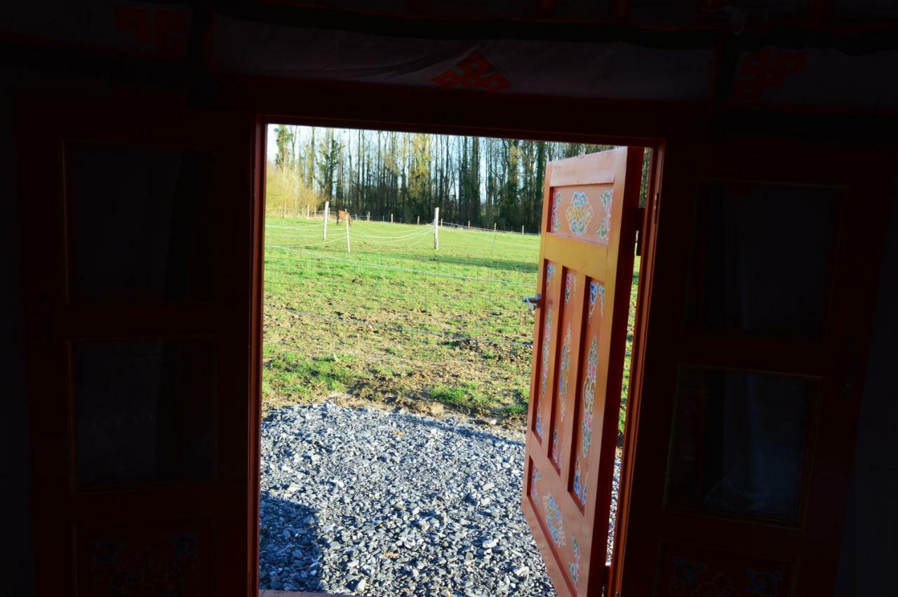 Bed and Breakfast Les Colombines Hombleux Екстер'єр фото